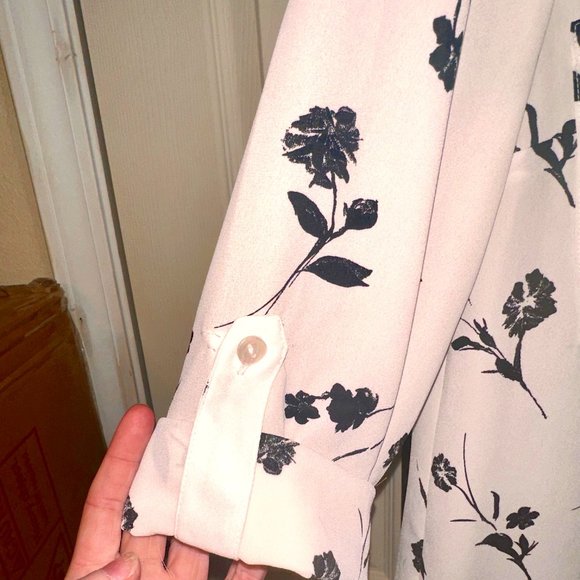 Fortune + Ivy Christelle Button Down Blouse - Picture 3 of 10